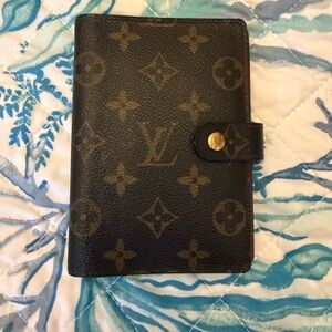Louis Vuitton Brown Monogram Agenda Passport Holder